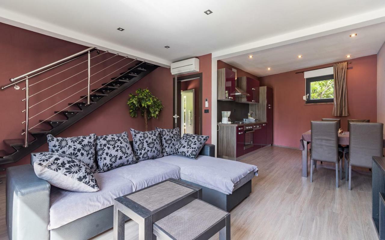 Apartmani Kazun - App 4 - Ferienhaus Fažana Kültér fotó