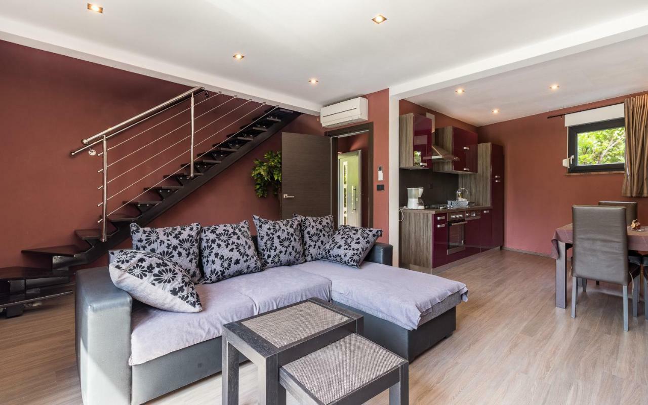 Apartmani Kazun - App 4 - Ferienhaus Fažana Kültér fotó